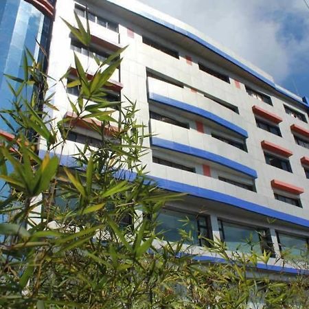 Romel Suites Baguio City Esterno foto